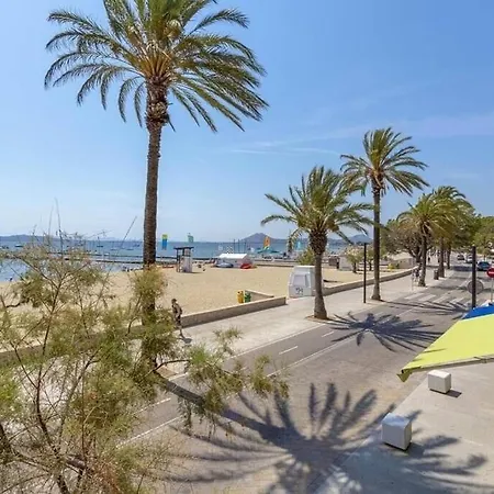 Fabulous With Views In By Renthousing Διαμέρισμα