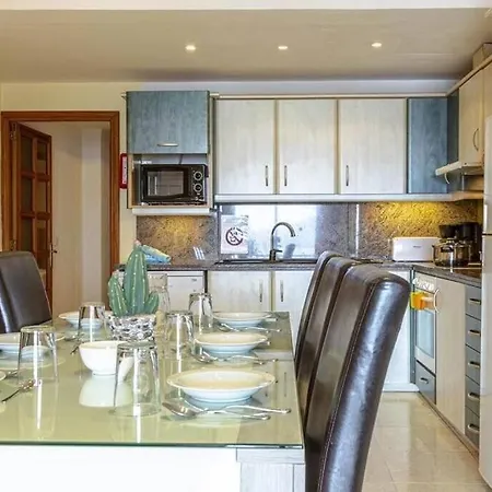 Fabulous With Views In By Renthousing Διαμέρισμα Port de Pollenca